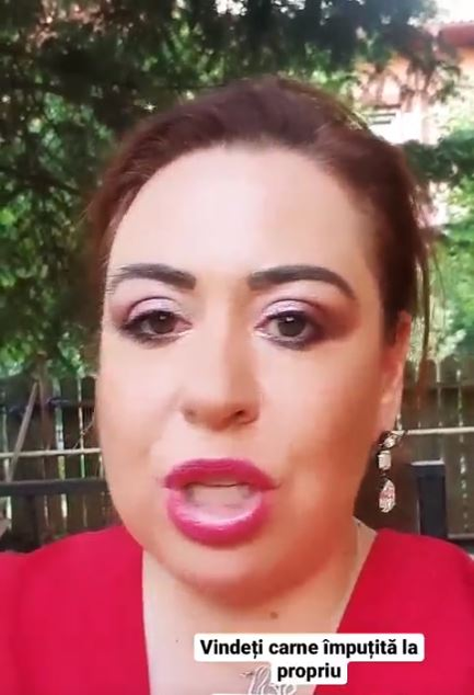 Episod neplăcut pentru Oana Roman, după ce s-a întors de la cumpărături: “Mi s-a făcut rău”. Ce a găsit într-o pungă cu carne