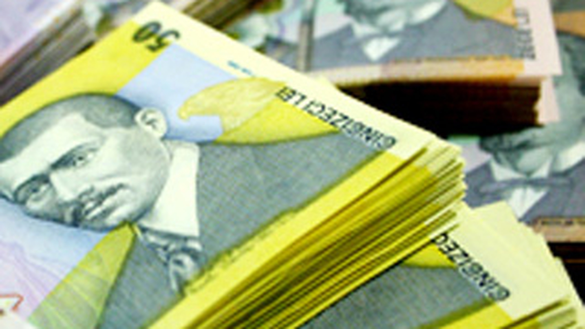 Un agent de paza a furat peste 40.000 lei din banii firmei la care lucra!
