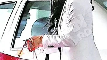 Ami, mama fetitei lui Varciu, si-a pus silicoane de 4.500 de euro