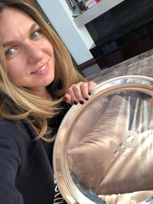 Simona Halep vrea să îl aducă în România pe Roger Federer: “M-a cucerit complet…“