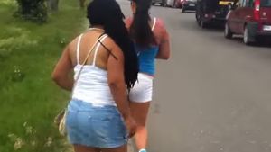 Incredibil! Ce au răspuns două femei când au fost întrebate de ce practică prostituţia! Reacţia lor te va lăsa fără cuvinte