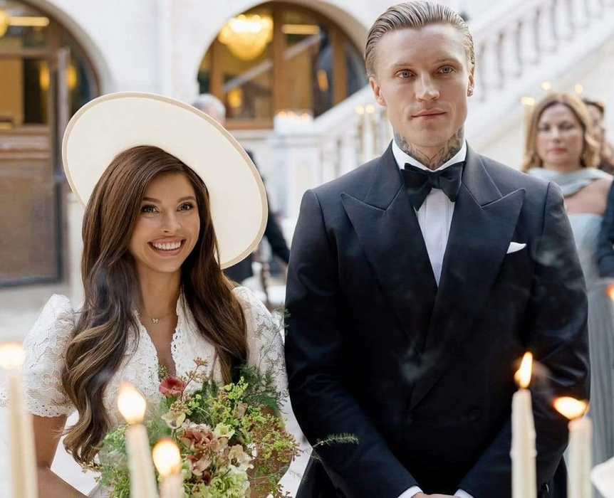 Valerie Lungu și Alex Gîlcă, primele imagini de la cununia civilă. Ce rochie a ales concurenta de la Asia Express 2026