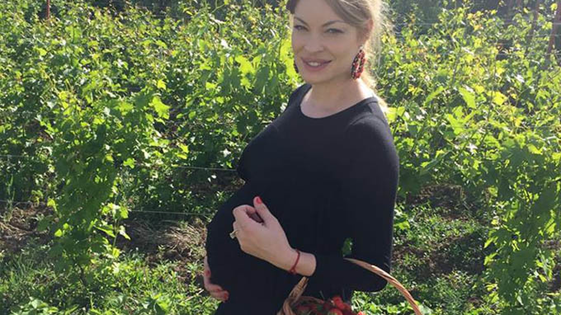 Aşa îl va chema pe fiul VALENTINEI PELINEL, iar numele nu are de fapt legătură cu CRISTI BORCEA. Răspunsul te va surprinde!