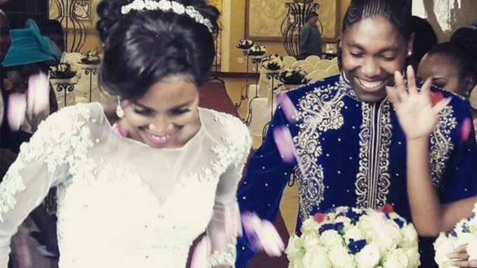 CASTER SEMENYA, atleta sud-africană bănuită că ar fi bărbat, s-a măritat cu o femeie! Imagini de senzaţie de la nuntă
