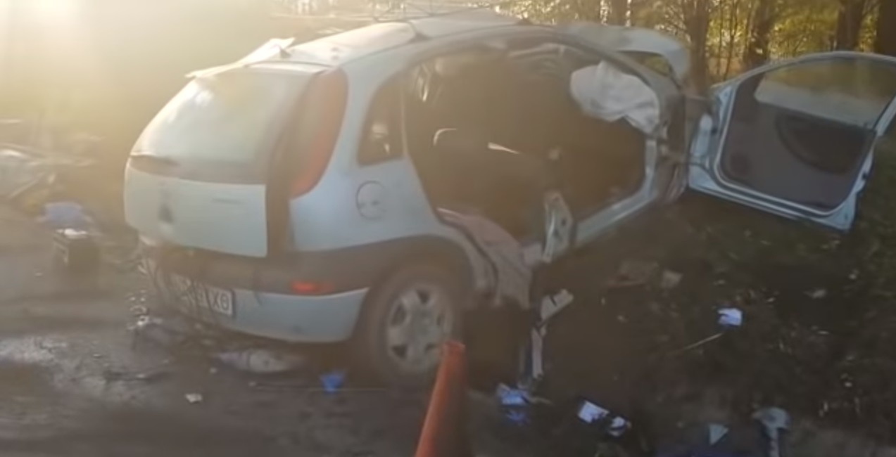 Accident înfiorător într-o zonă blestemată din Iași. 2 morți și 2 răniți, în urma impactului. E șocant la cât s-au blocat acele de la kilometraj