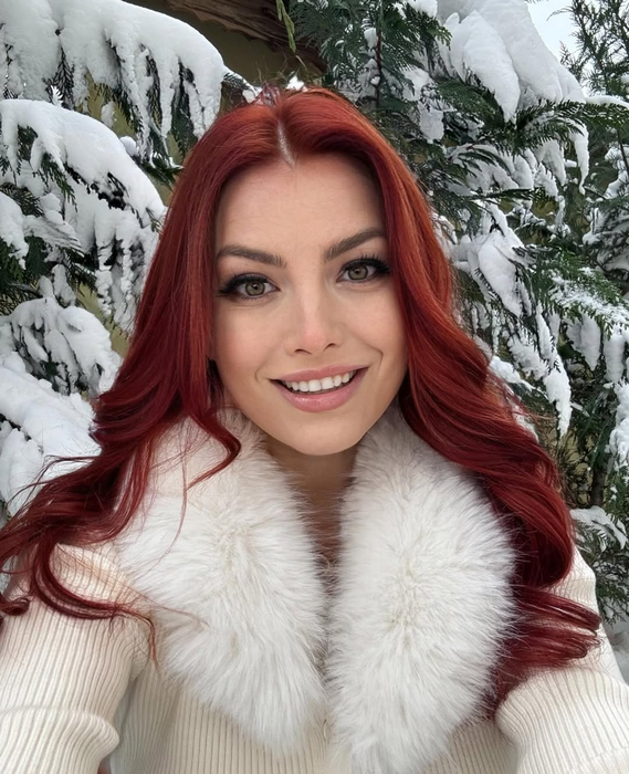 Elena Gheorghe vorbește despre bona filipineză