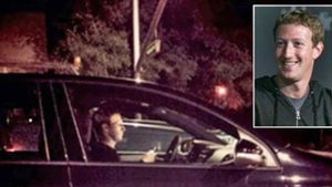 Are o avere de 72 de miliarde de dolari, dar nu conduce deloc o maşină de fiţe. Cu ce automobil merge Mark Zuckerberg