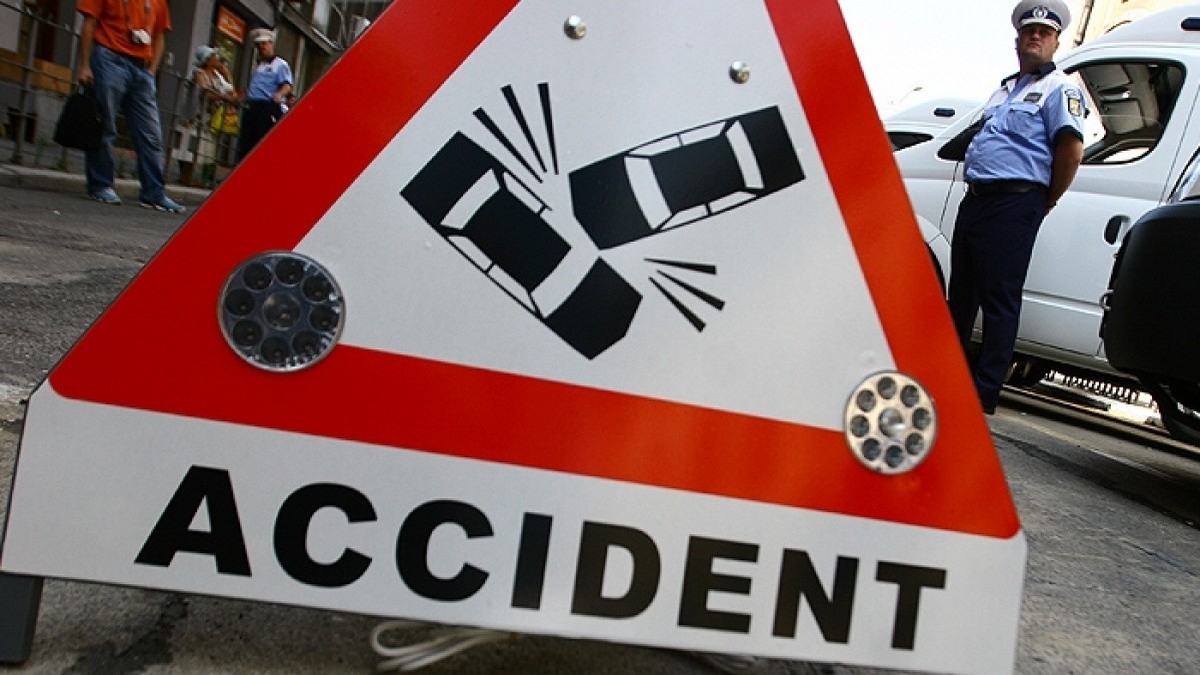 Grav accident în Buzău! Doi oameni au murit și alți patru au fost răniți
