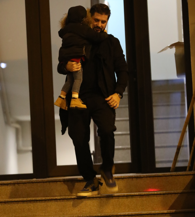 Donjuanul Bi şi-a scos amanta la masă cu familia