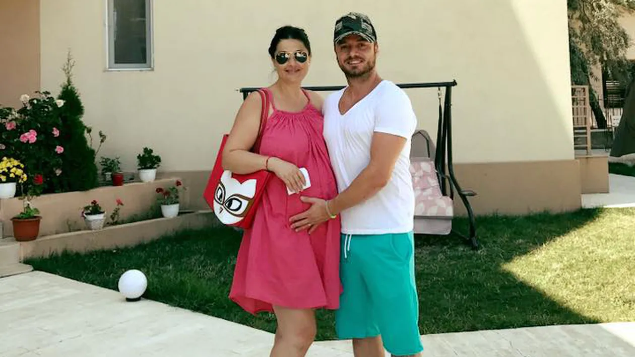TAVI CLONDA îşi sărbătoreşte ziua de naştere! Soţia lui, Gabriela Cristea, i-a făcut o declaraţie de dragoste:”M-a aşezat în braţele tale...“