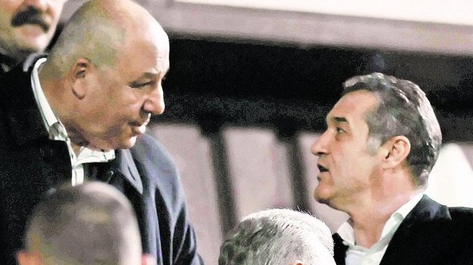 Becali vrea sa plateasca o creanta a Rapidului catre Taher: "Gigi, hai cu banii!"
