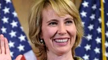 Un congresmen american a fost impuscat in cap si alte 1o persoane au fost ranite!