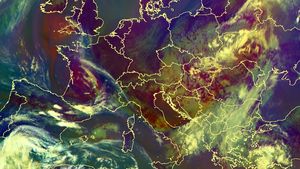 ANM a emis avertizare meteo! Va fi potop în toată țara începând de luni