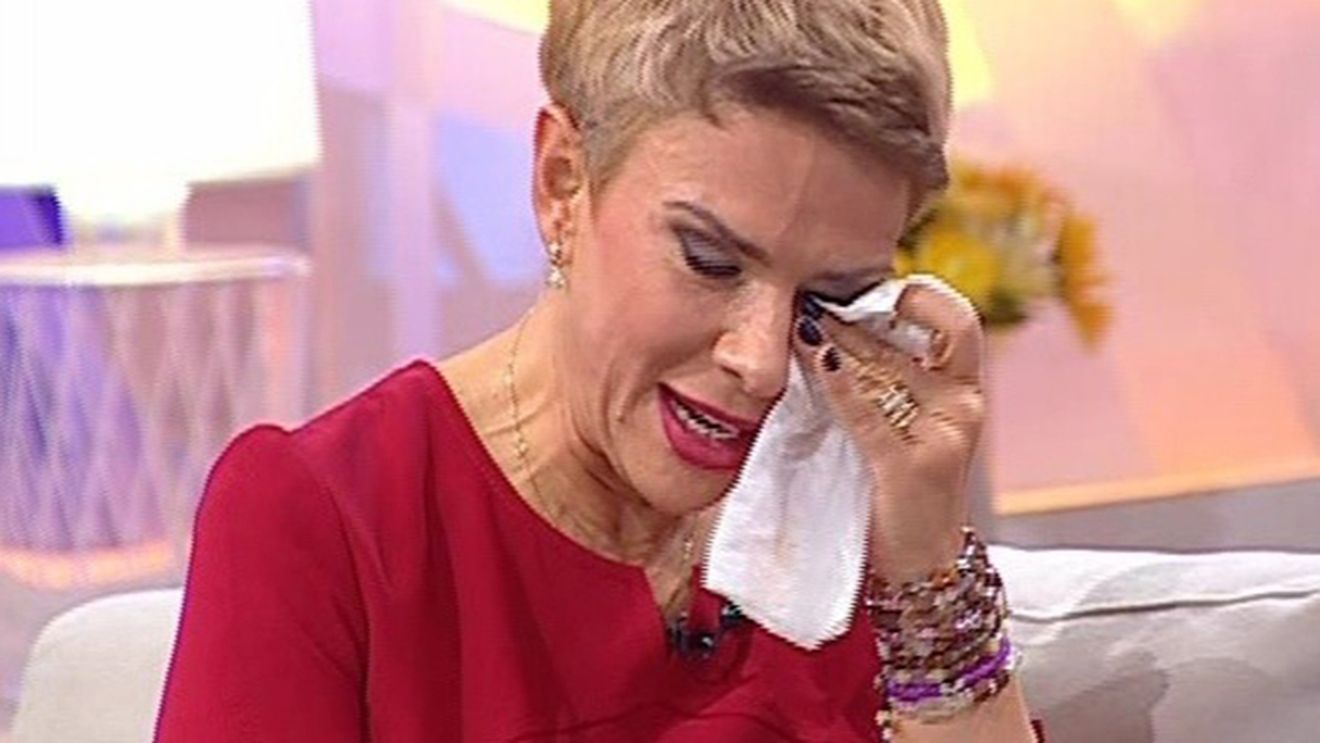 TEO TRANDAFIR, emoţionată până la lacrimi! "Îmi aminteşte de..."