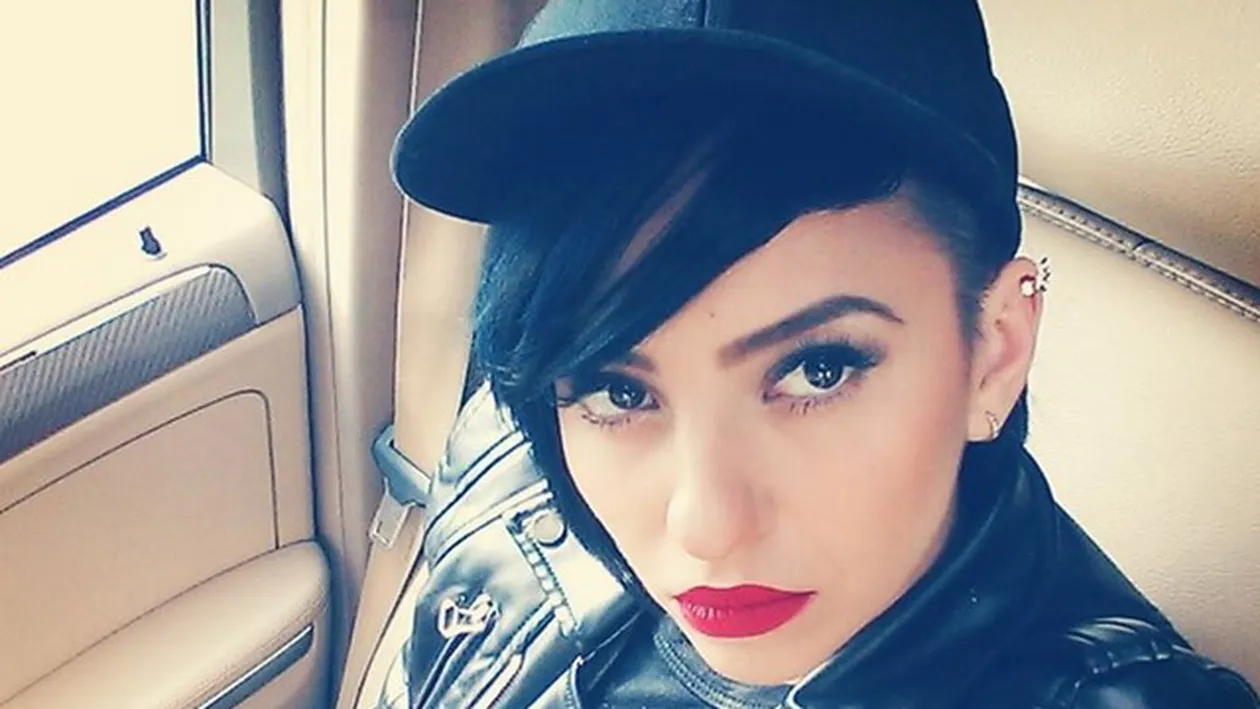 Giulia socheaza din nou! Cantareata si-a schimbat radical look-ul! Esti nebuna!