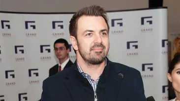 Gestul care te va emoţiona, făcut de Horia Brenciu! Vezi cum a ales artistul să spună la mulţi ani românilor!