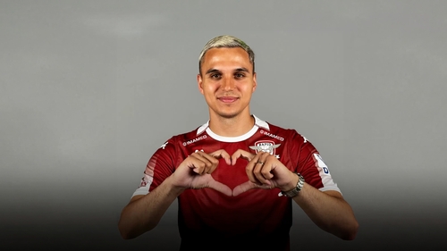 Cristi Manea, descălțat de un fan după meciul României cu Polonia. Ce i-a spus adolescentul