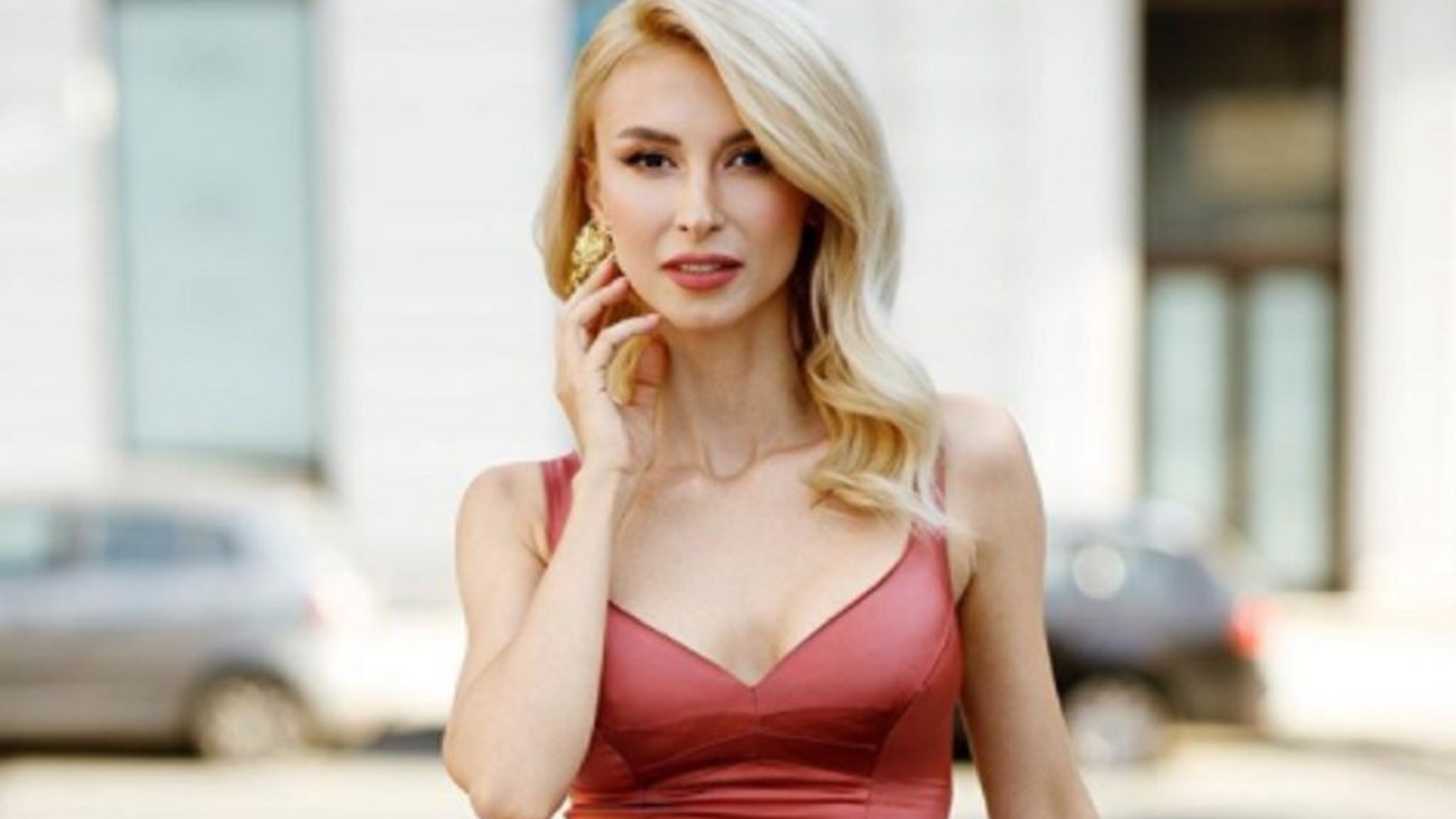 Andreea Bălan îi dă peste nas lui George Burcea! Cum îi arată artista că este fericită lângă Tiberiu Argint: „Când unul râde, altul plânge”