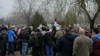 Imagini cutremuratoare de la inmormantarea lui Nae Manea! Nimeni nu se astepta ca tocmai EA sa lipseasca de la funeralii