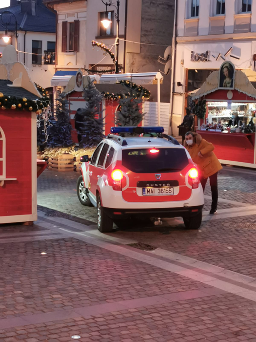 Târgul de Crăciun din Craiova a fost închis de DSV, la nicio oră de la deschidere