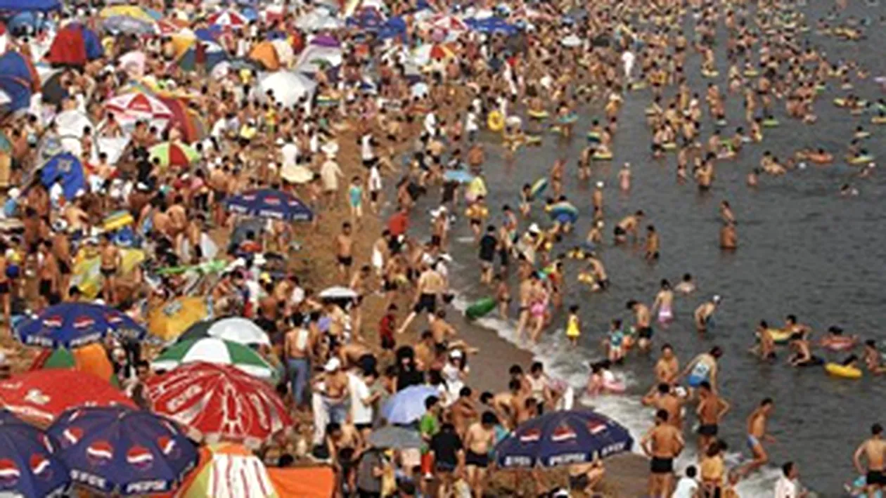 Peste 160.000 de turisti se afla oficial pe litoral la inceputul acestui weekend