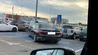 Din seria: ai parcat ca un #*%. Un șofer „dă” BMW a ocupat 3 locuri destinate persoanelor cu dizabilități