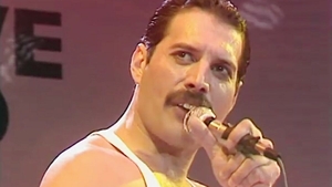 A murit fiica secretă a lui Freddie Mercury. Cine a fost „Bibi” și ce boală rară a avut