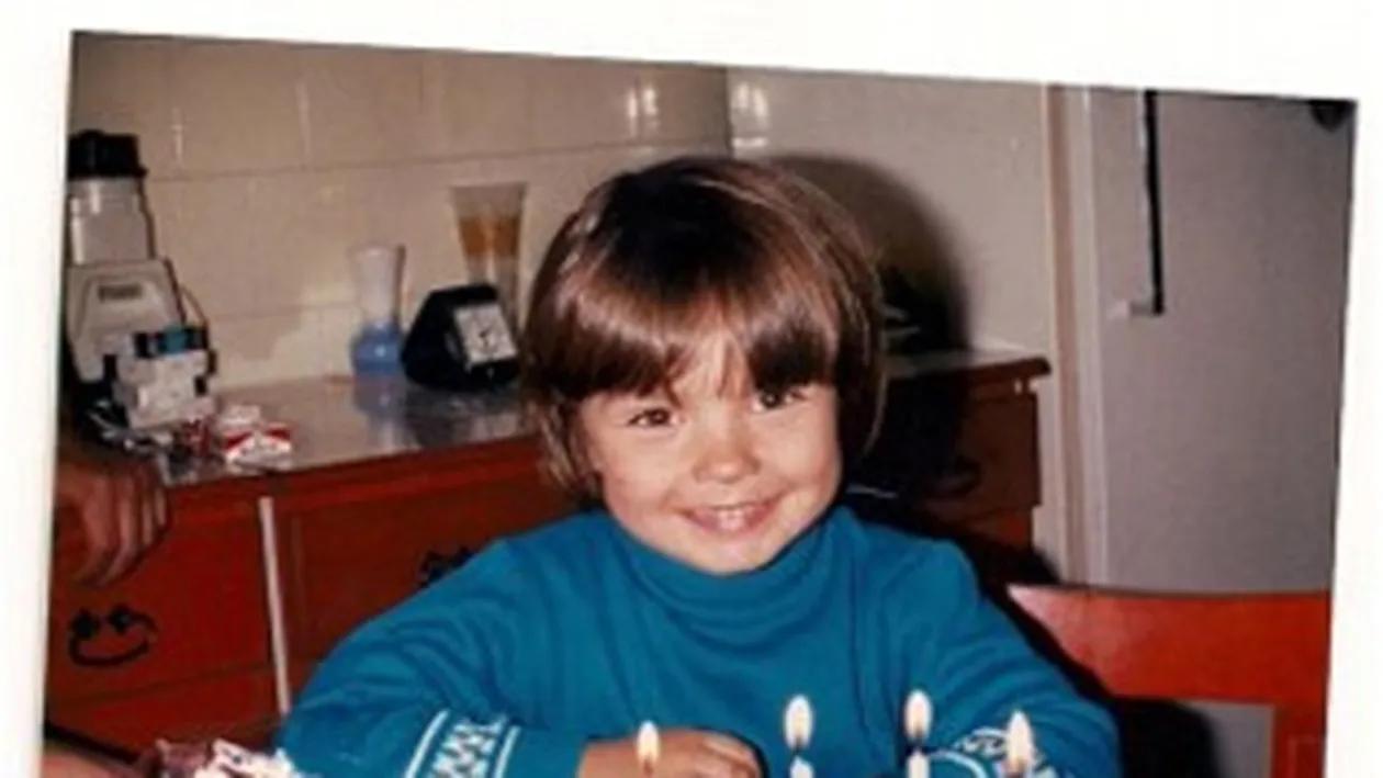 Amintiri din copilarie cu Diana Dumitrescu: Cand ma intorceam de la scoala faceam pe mine