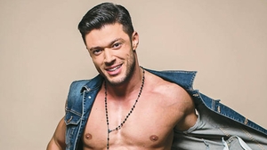 Cum a aparut Victor Slav, marti seara, la meteo: avea cearcane adanci, si-a lasat barba si a renuntat la verigheta