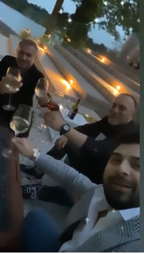 Petrecere la Snagov, de ziua lui Olăroiu (tată și fiu)