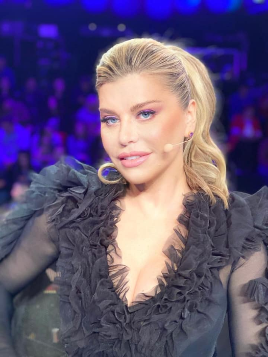 Loredana Groza, în lacrimi după ce un adolescent nevăzător a cântat la pian pe scena de la Next Star: “Am simţit că ne spunea despre singurătatea lui”
