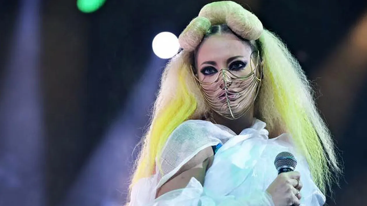 Misterul a fost desluşit! Motivul pentru care Delia îşi ascunde părul natural. “Vreau să...”