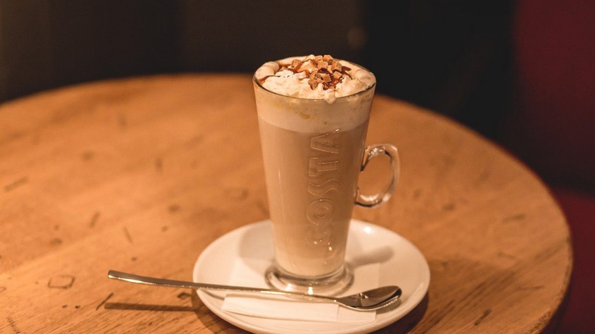 Cum să faci cel mai bun frappe ice caffe! Reţeta specială cu ingredientul verii