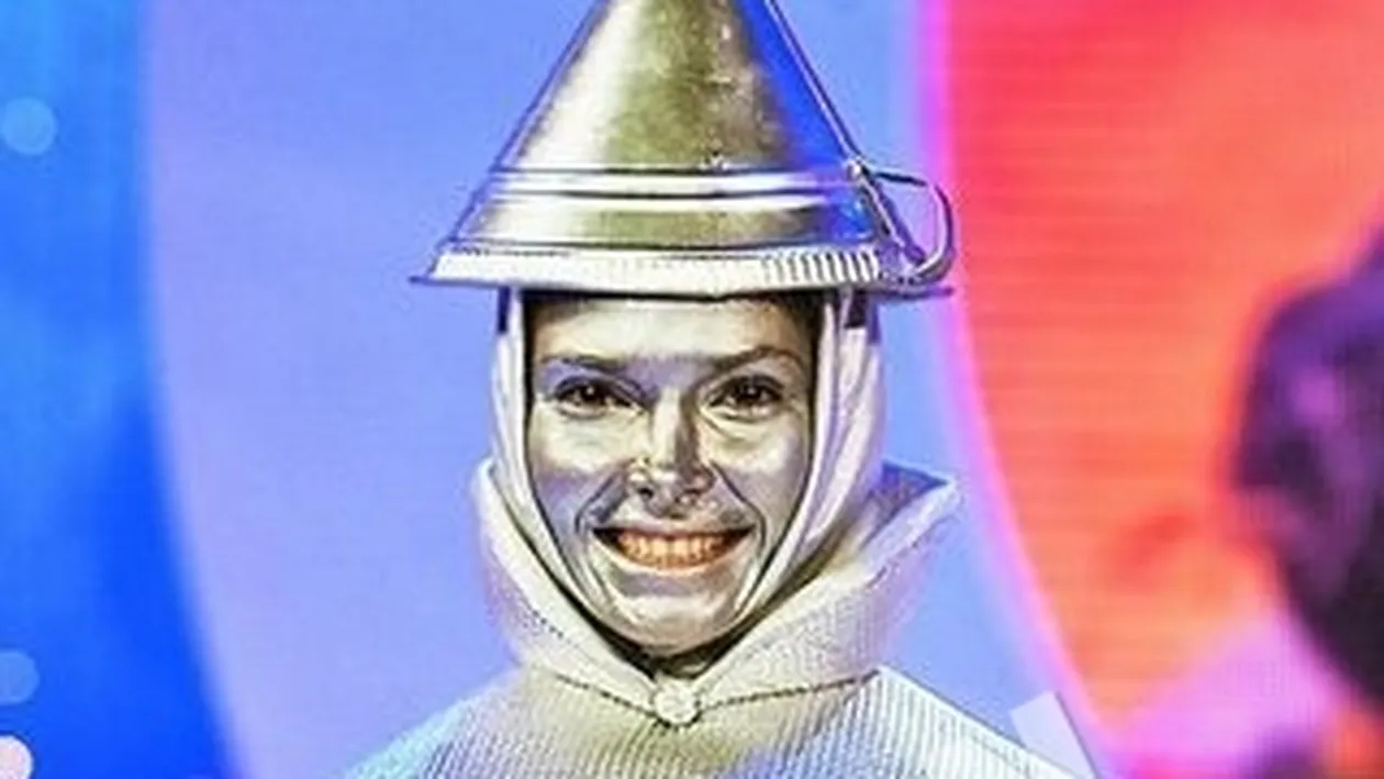 Alina Puscas si Gabriel Dutu se joaca de-a omul de tinichea si leul in Vrajitorul din Oz. Din cuplu, au ajuns personaje de poveste