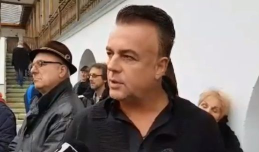 Adrian Enache, cântare la peste 200 km/h. Solistul a fost copilot în mașina de curse, pe circuit