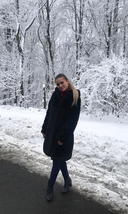 Cine e de fapt Daniela Machidon, sexy-studenta care a luat ultimul golden buzz la Românii au Talent. Ce nu s-a spus la Pro TV