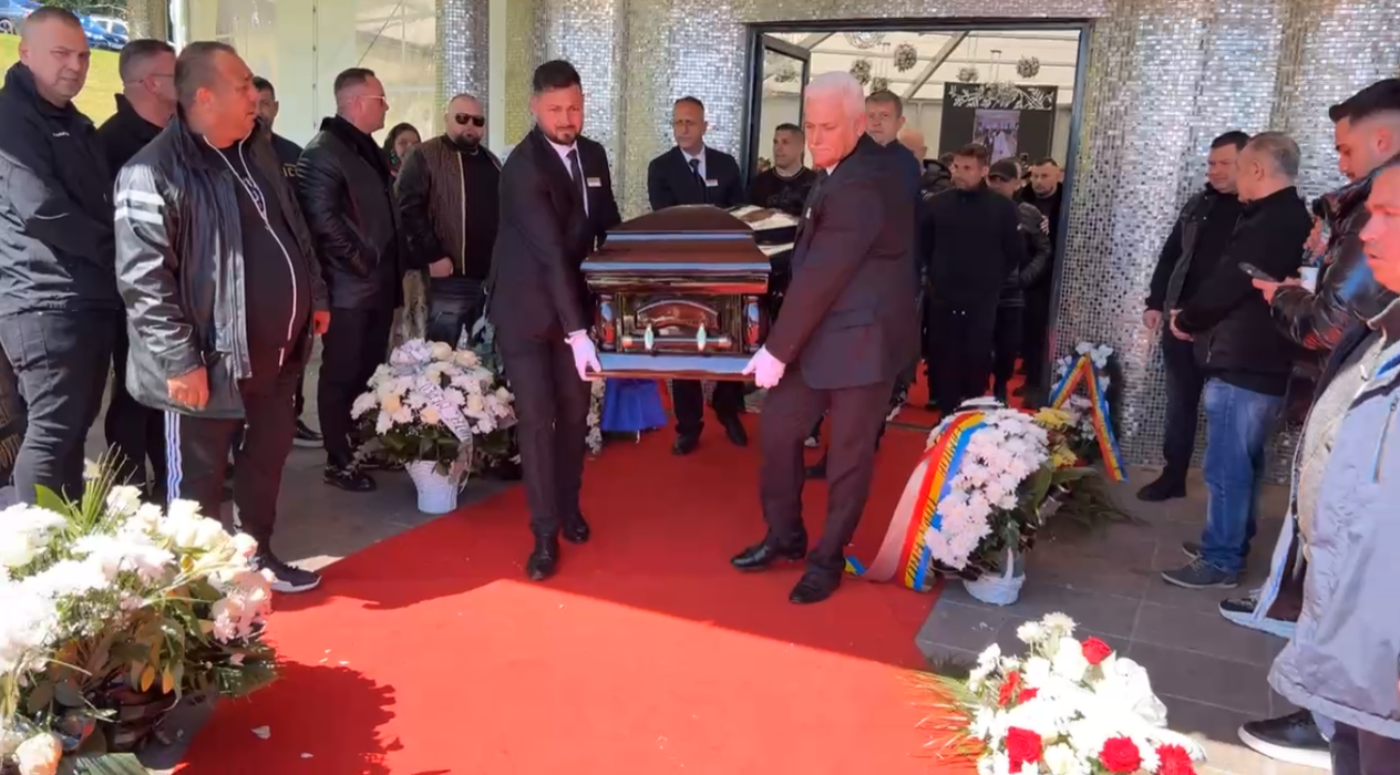Costel Corduneanu, condus pe ultimul drum!/ Sursa foto: Captură Facebook