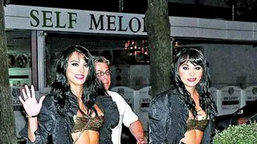 Cheeky Girls, in faliment? Au venit cu masina din Anglia, au cantat pe 2.000 de euro si au dormit la un hotel de numai doua stele