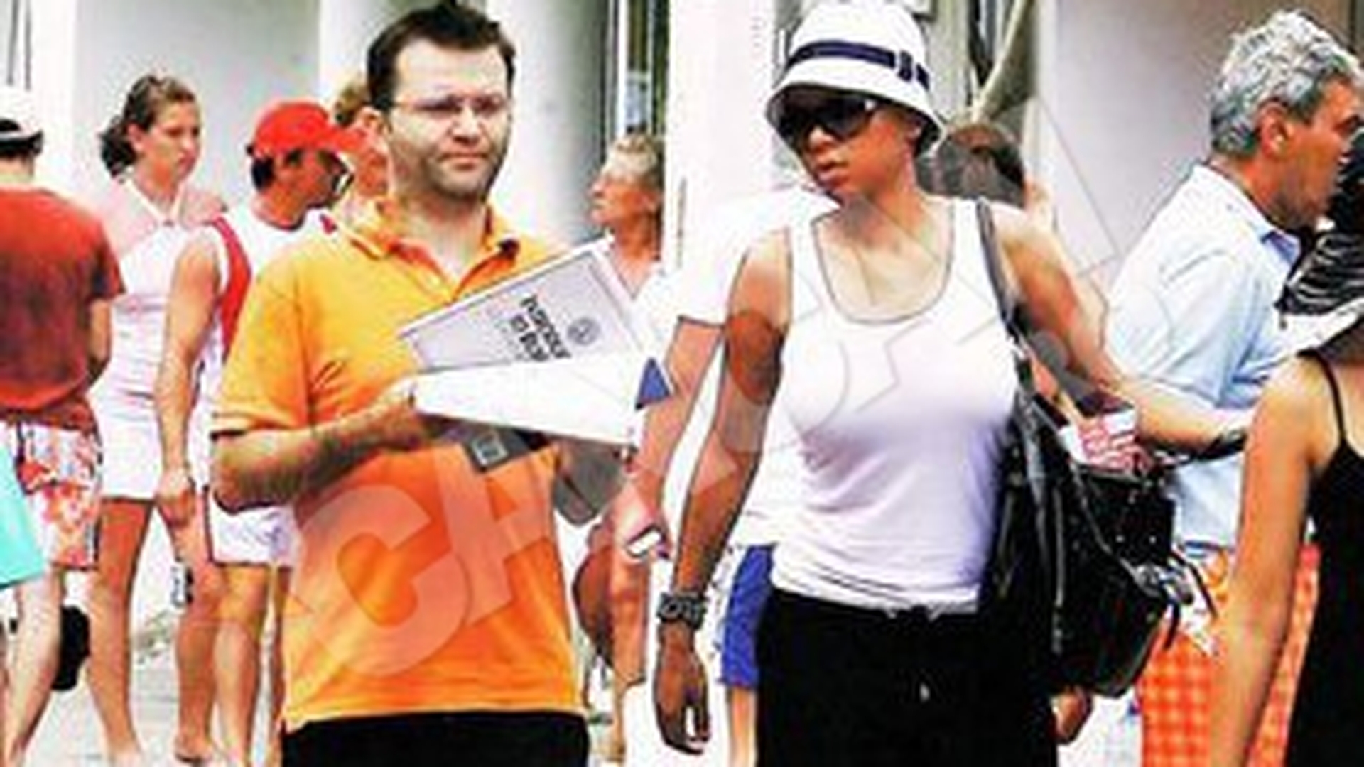 Nadine si iubitul ei au verighete diferite: "Le-am cumparat din tara, fiecare de la magazinul sau preferat"