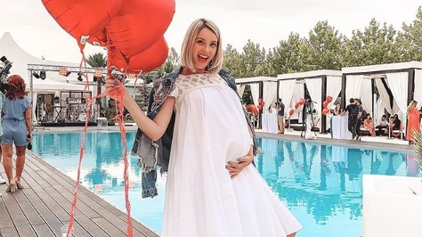 Diana Dumitrescu, o mămică norocoasă! Cât de bine arată vedeta în a opta lună de sarcină