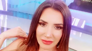 Mara Bănică, fără sutien la plajă! Jurnalista are o siluetă de invidiat