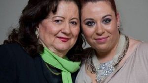 Oana Roman, mărturisiri emoţionante după ce a făcut apelul disperat pe Facebook! Ce se întâmplă acum cu mama sa