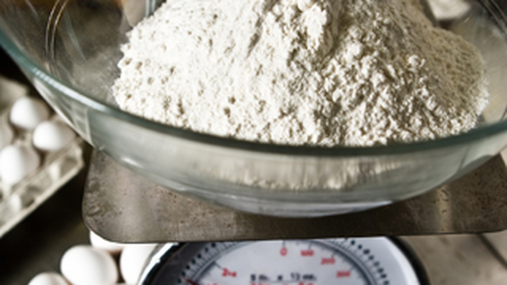 Am ajuns la culmea saraciei! Romanii cumpara alimente cu suta de grame!