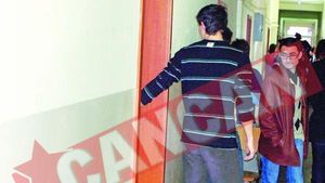 O studenta la medicina si-a aruncat bebelusul in WC-ul din camin