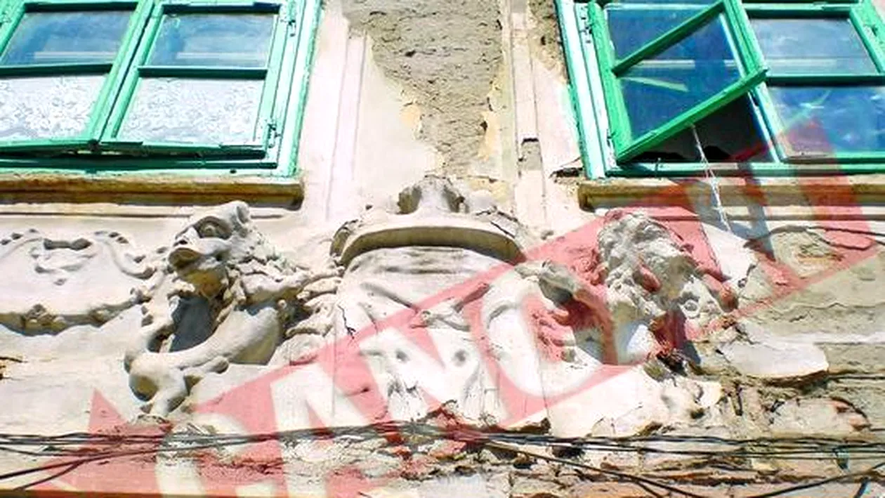 Blestemul casei cu lupi