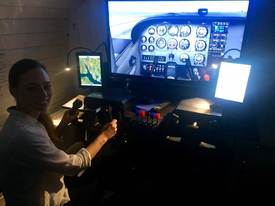 Ana Maria Binder este pasionată de avioane şi...raliu