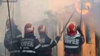 VIDEO Flacari de cativa metri in statiunea Eforie Nord!