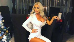 Cum s-a îmbrăcat Loredana Chivu în noaptea de Revelion. Oamenii au crezut ca nu văd bine
