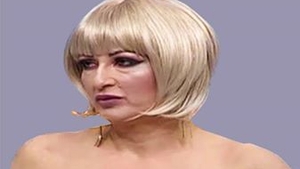 Şi-a pus silicoane, a renunţat la hainele ţigăneşti şi... surpriză! Ce şi-a făcut ANCA de la STREHAIA! O mai recunoşti?