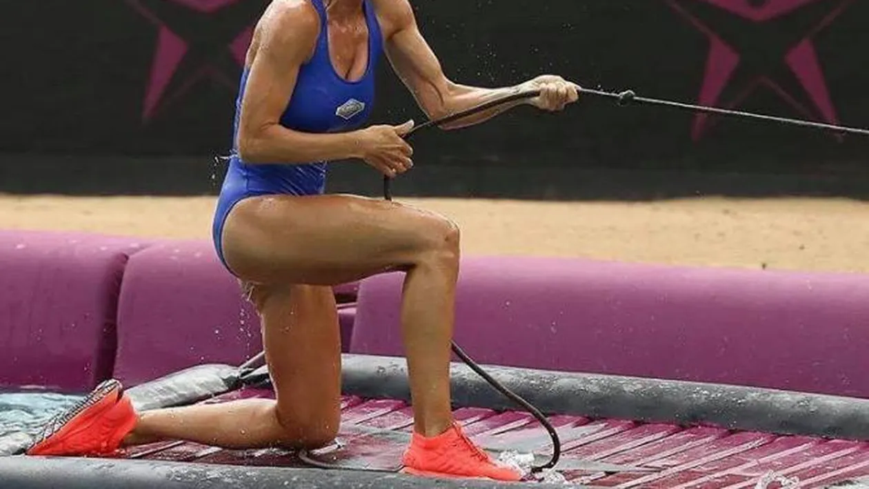 EXATLON 13 octombrie. Beatrice Olaru s-a accidentat grav! A fost transportată cu ambulanța, la spital